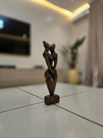 Ụzọ Ịhụnanya Collection