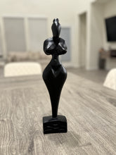 Load image into Gallery viewer, Adesuwa (Edo/Yoruba – “Crowned in peace” or “Born into comfort”)

