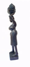 Load image into Gallery viewer, Ìyál&#39;ọ́jà - African Wood Sculpture

