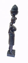 Load image into Gallery viewer, Ìyál&#39;ọ́jà - African Wood Sculpture
