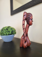 Load image into Gallery viewer, Budurwa - African Wood Sculpture
